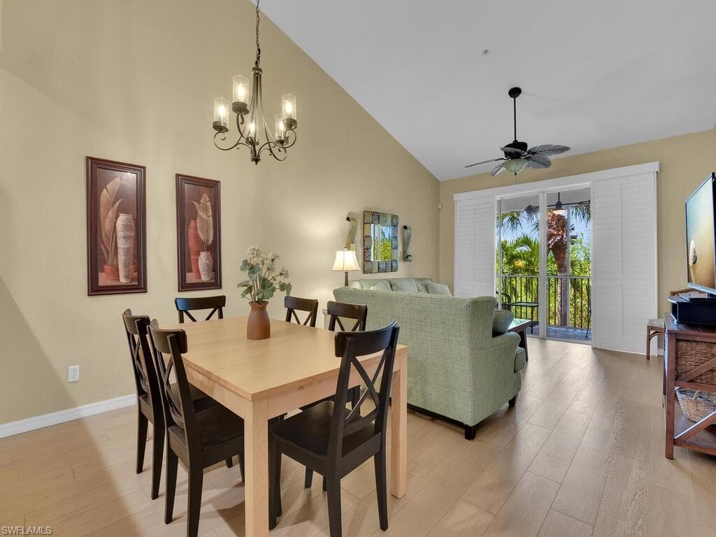 8325 Whisper Trace Way E203, Naples, FL 34114-4