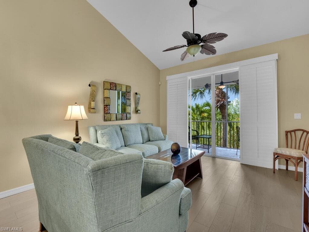 8325 Whisper Trace Way E203, Naples, FL 34114-5