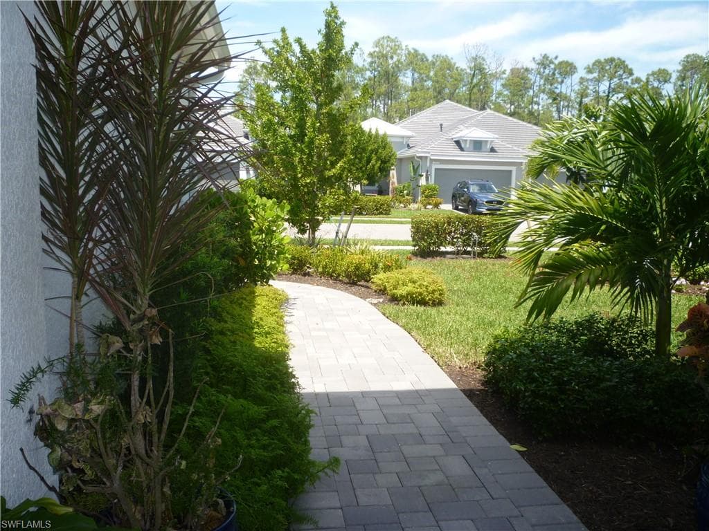 2118 Marquesa Cir, Naples, FL 34112-14