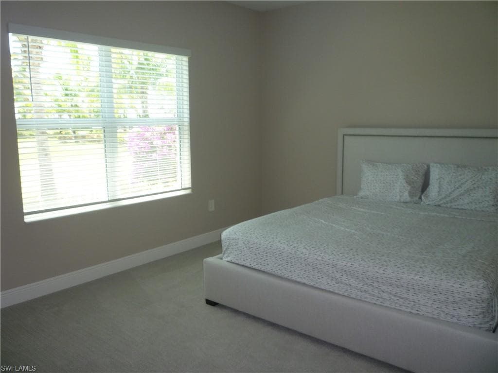 2118 Marquesa Cir, Naples, FL 34112-8