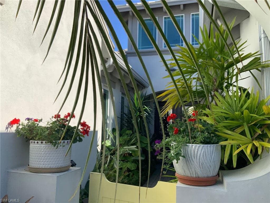 4964 Andros Dr, Naples, fl 34113-4