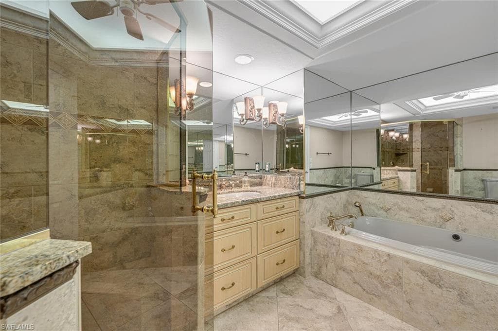520 Collier Blvd 206, Marco Island, FL 34145-13