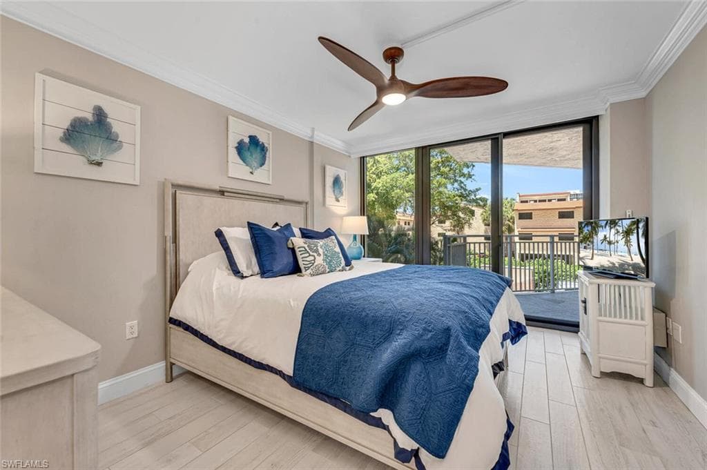 520 Collier Blvd 206, Marco Island, FL 34145-15