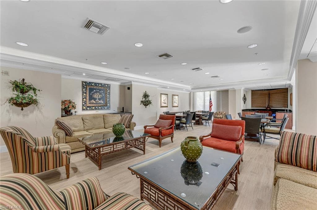 520 Collier Blvd 206, Marco Island, FL 34145-22