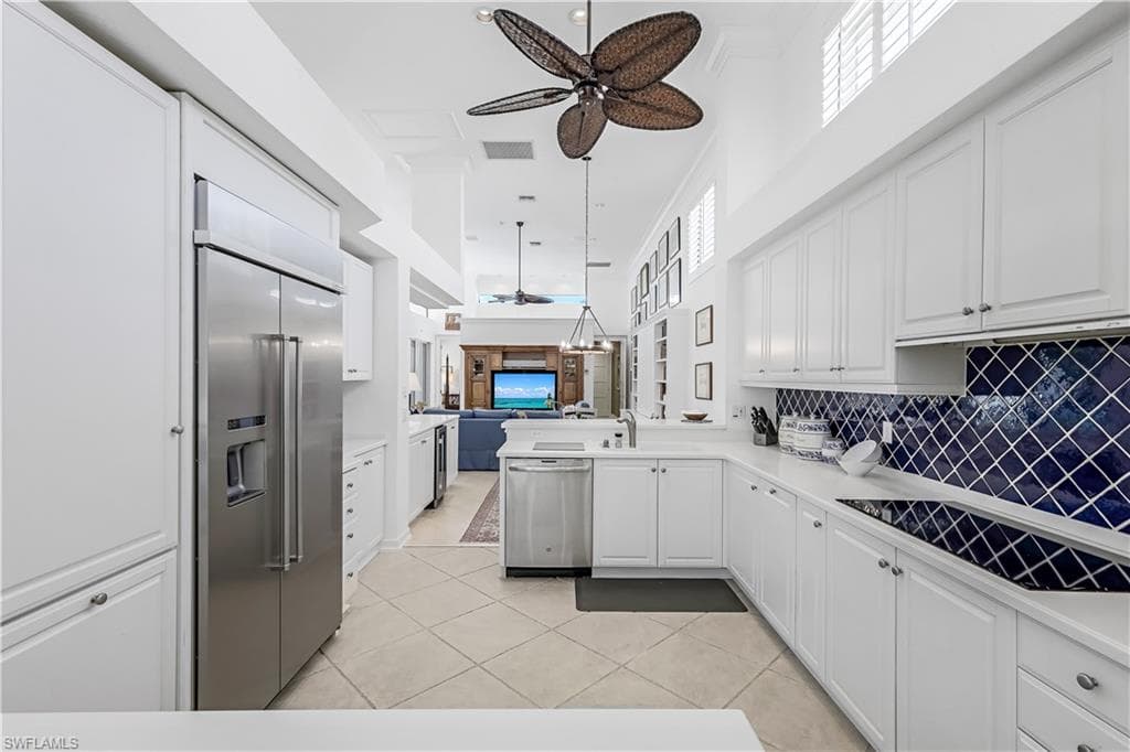 7968 Grand Bay Dr 7, Naples, FL 34108-11