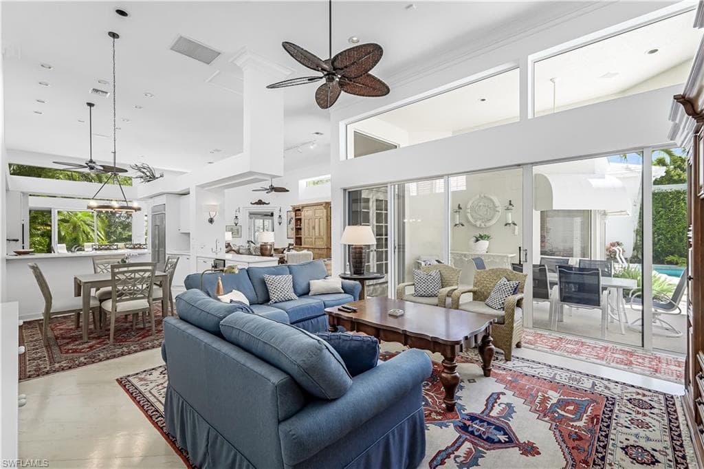 7968 Grand Bay Dr 7, Naples, FL 34108-16