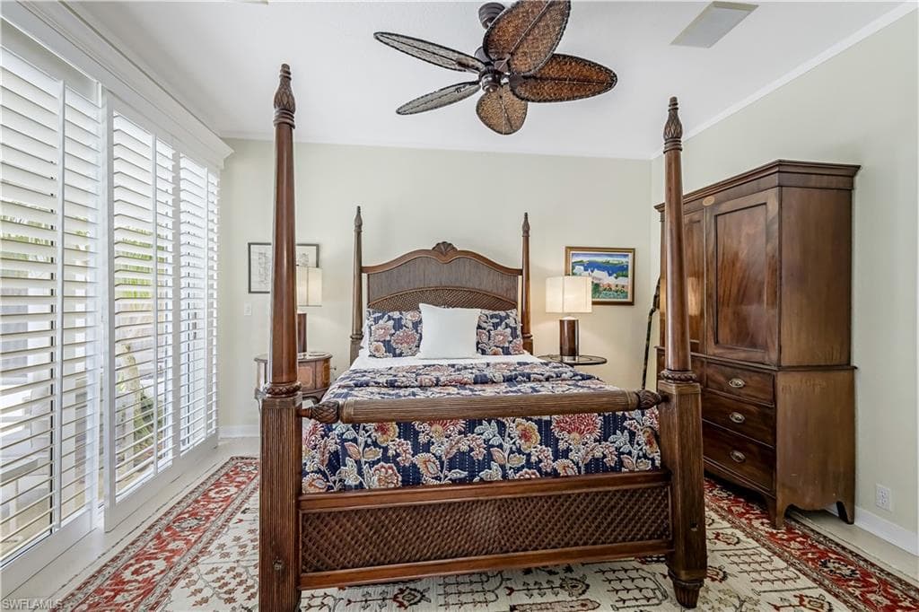 7968 Grand Bay Dr 7, Naples, FL 34108-23