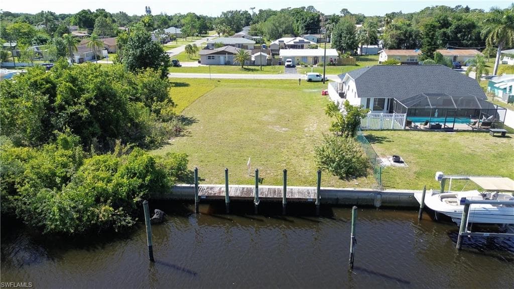 12321 Davis Blvd, Fort Myers, FL 33905-8