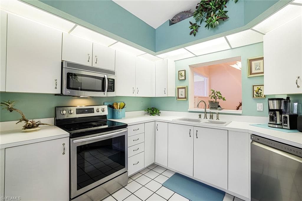 27220 Enclave Dr, Bonita Springs, FL 34134-14