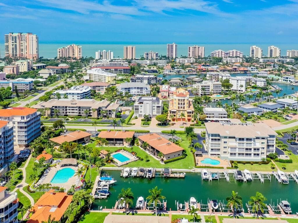 915 Panama Ct B4, Marco Island, FL 34145-32