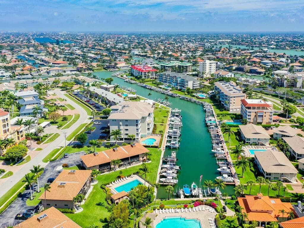 915 Panama Ct B4, Marco Island, FL 34145-34