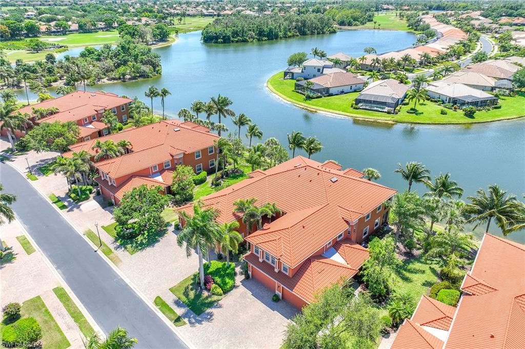 6414 Legacy Cir 903, Naples, FL 34113-4