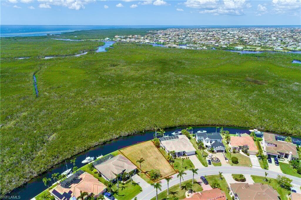 665 Macedonia Dr, Punta Gorda, FL 33950-6
