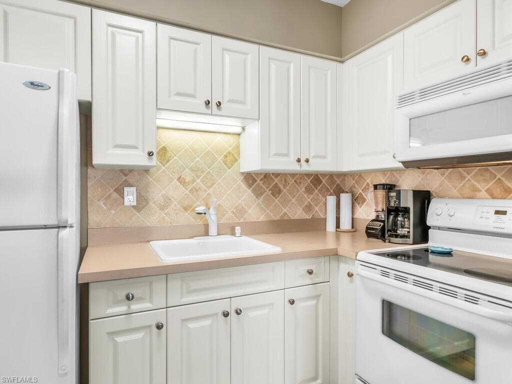 190 Collier Blvd K10, Marco Island, FL 34145-9