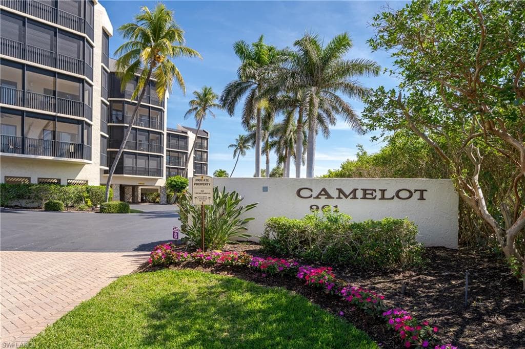 961 Collier Ct. 107, Marco Island, FL 34145-3