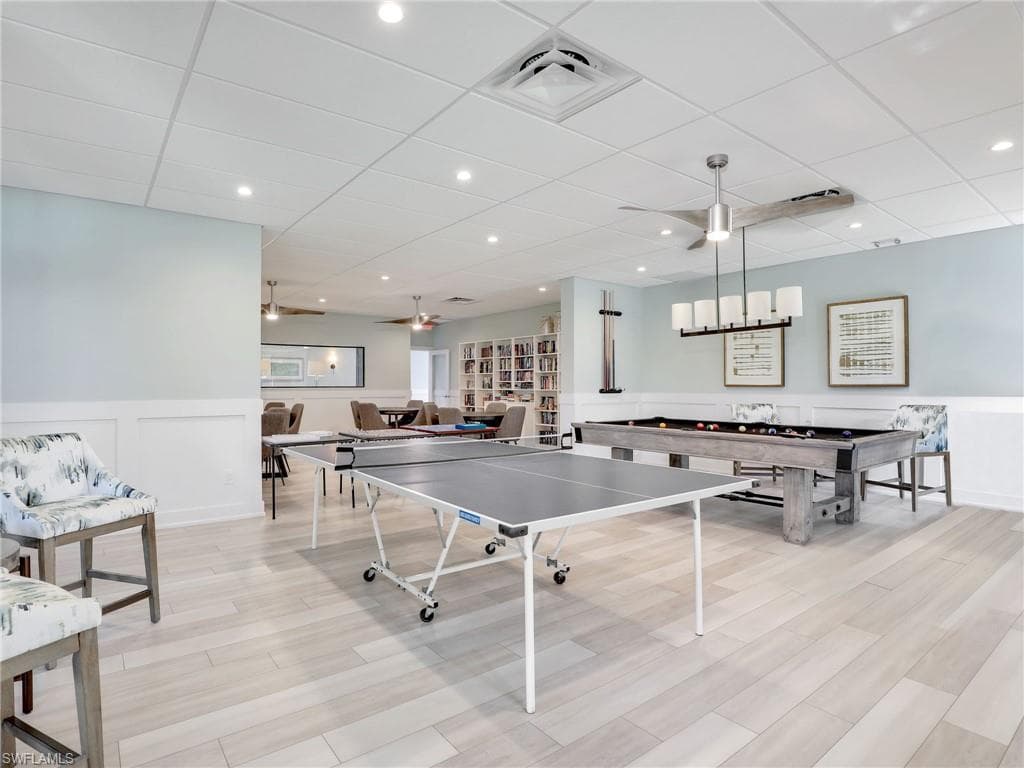 555 Park Shore Dr B-113, Naples, FL 34103-36