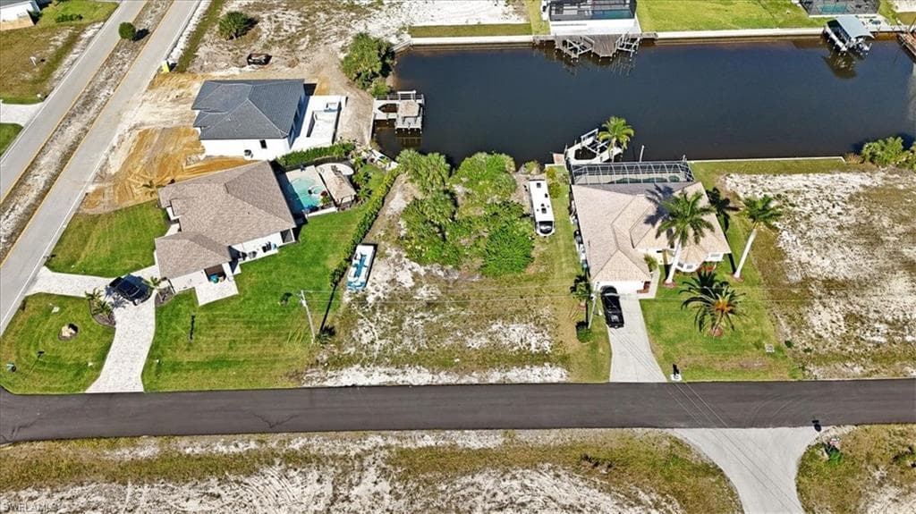 3208 45th Pl, Cape Coral, FL 33993-9