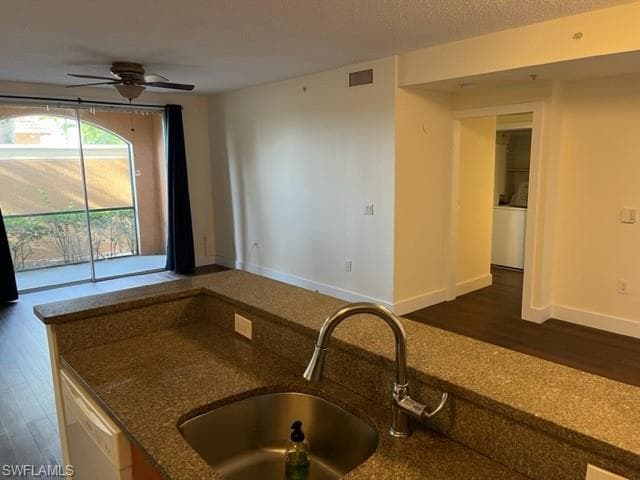 1115 Reserve Ct 2-102, Naples, FL 34105-26