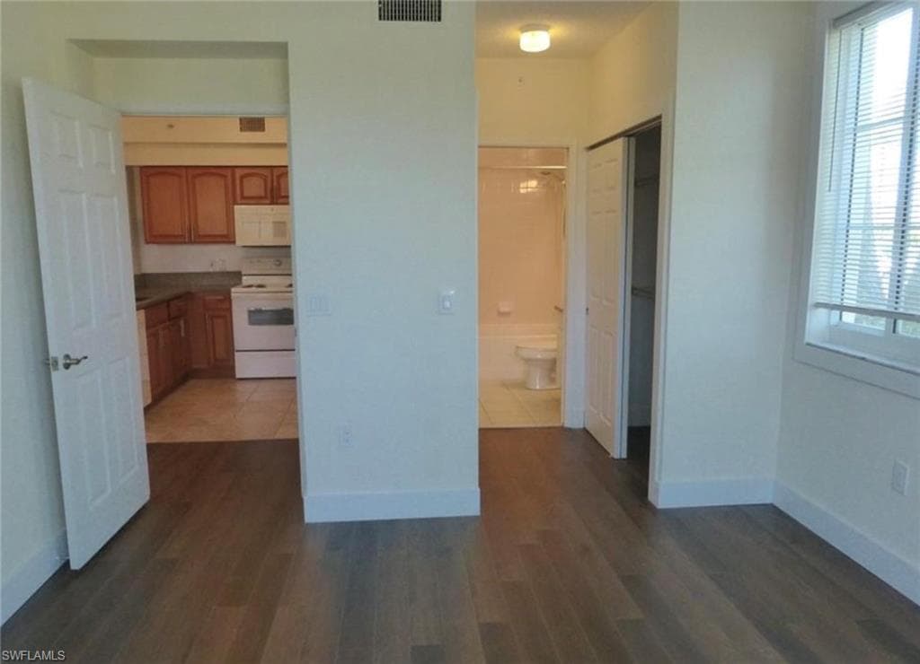 1115 Reserve Ct 2-102, Naples, FL 34105-6