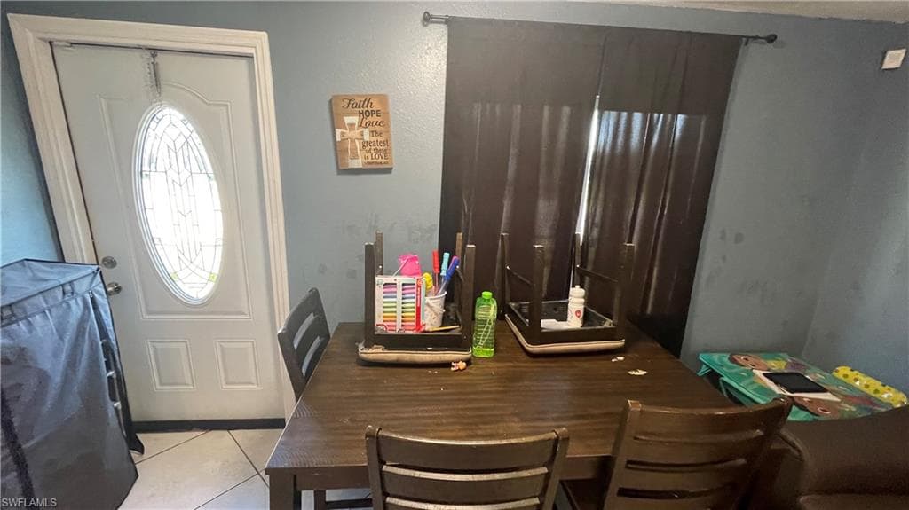 3035 Dunbar Ave, Fort Myers, FL 33916-16