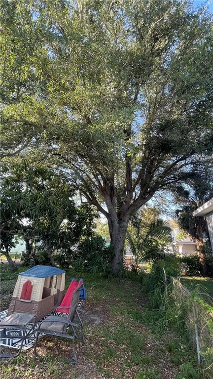 3035 Dunbar Ave, Fort Myers, FL 33916-7
