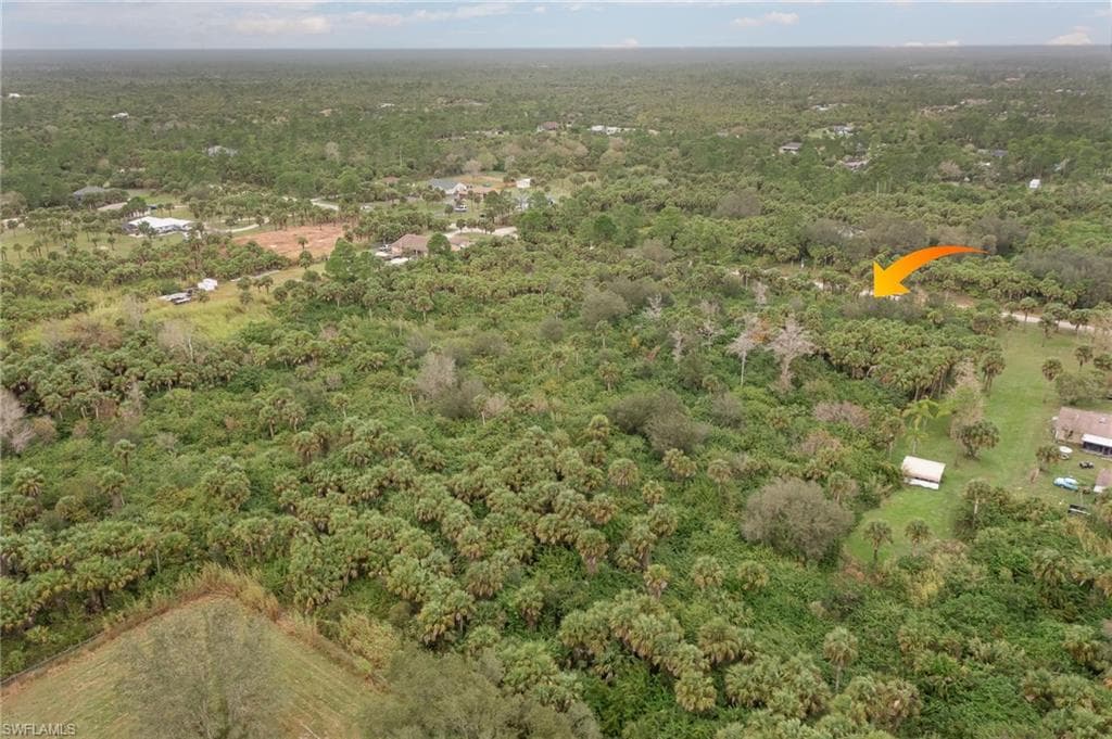 2920 26th Ave SE, Naples, FL 34117-6