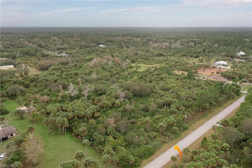 2920 26th Ave SE, Naples, FL 34117-7