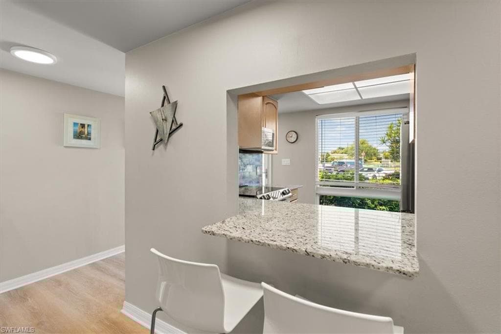 378 Palm Dr 503, Naples, FL 34112-9