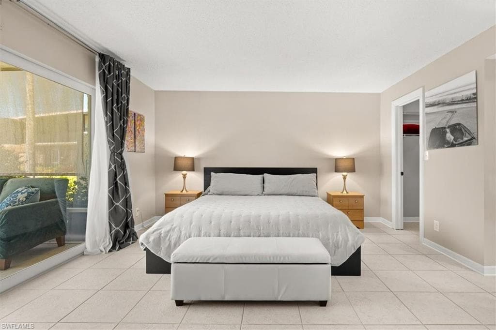 378 Palm Dr 503, Naples, FL 34112-12