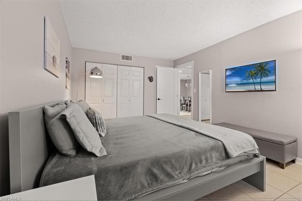 378 Palm Dr 503, Naples, FL 34112-20