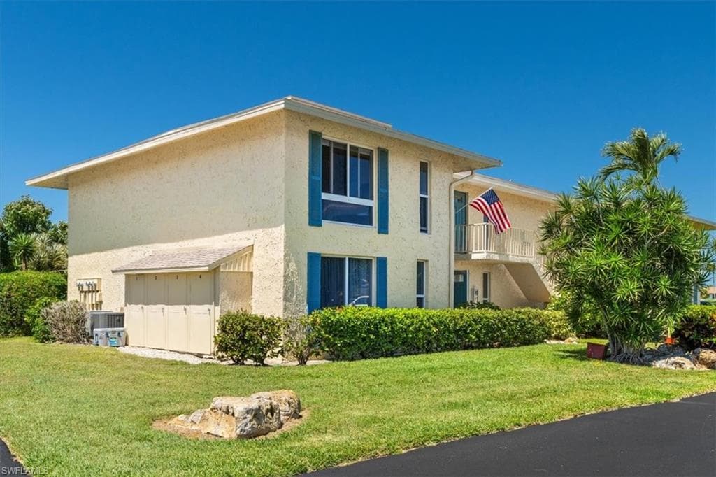 378 Palm Dr 503, Naples, FL 34112-31