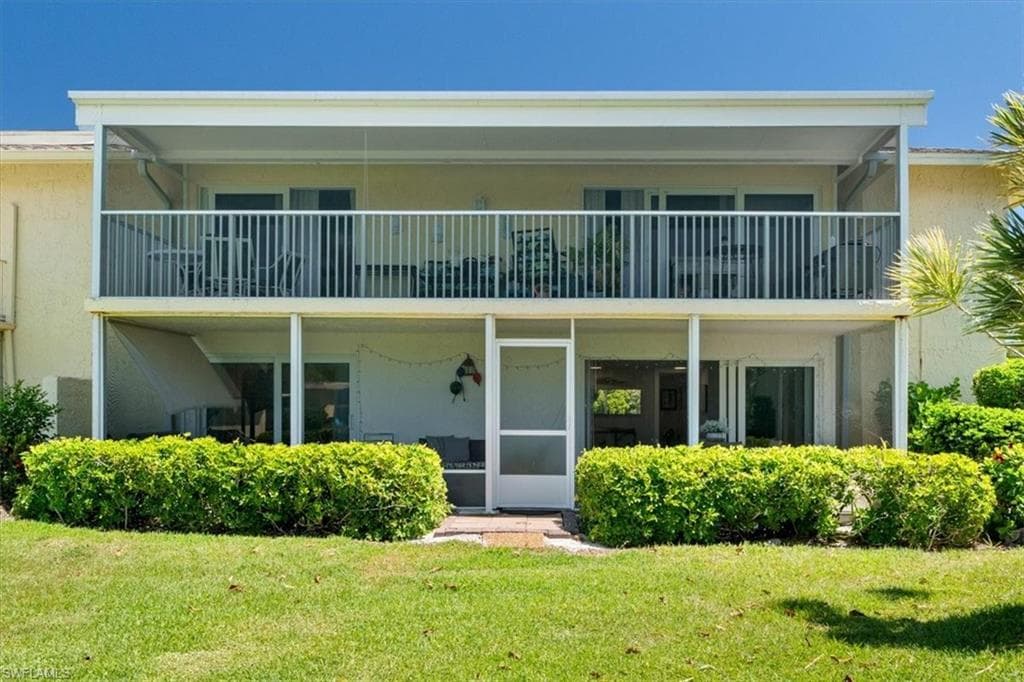 378 Palm Dr 503, Naples, FL 34112-33