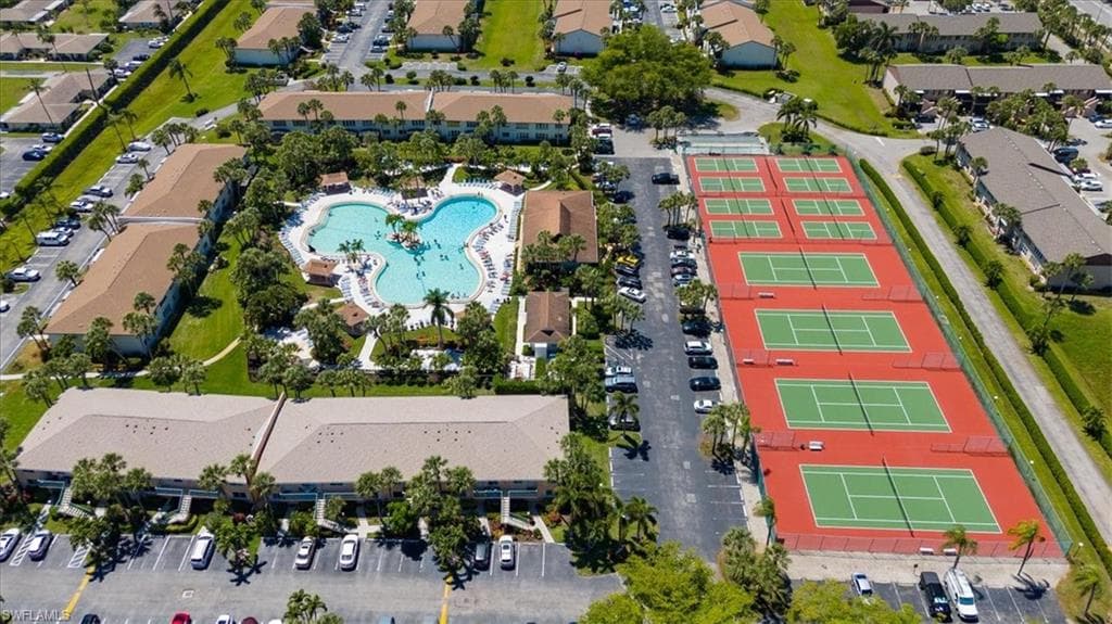 378 Palm Dr 503, Naples, FL 34112-37
