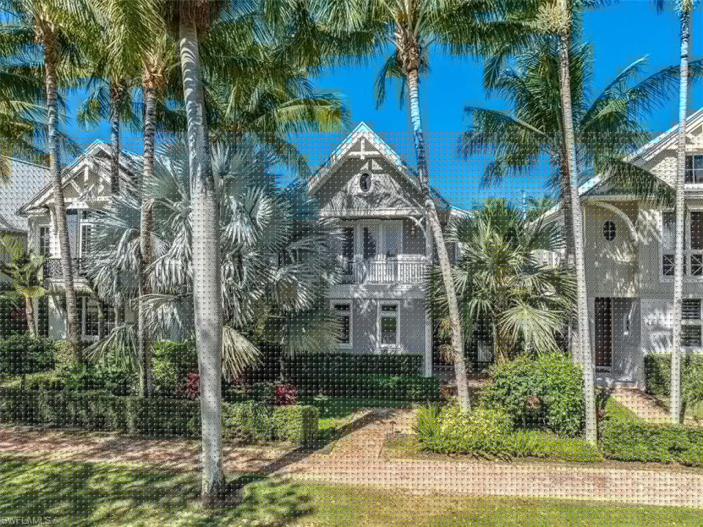 52 6th St S, Naples, FL 34102-6