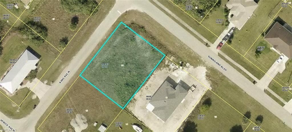 2563 Sunniland Blvd, Lehigh Acres, FL 33971-2