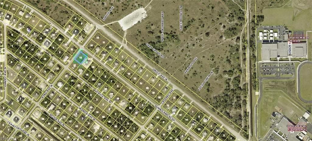 2563 Sunniland Blvd, Lehigh Acres, FL 33971-3