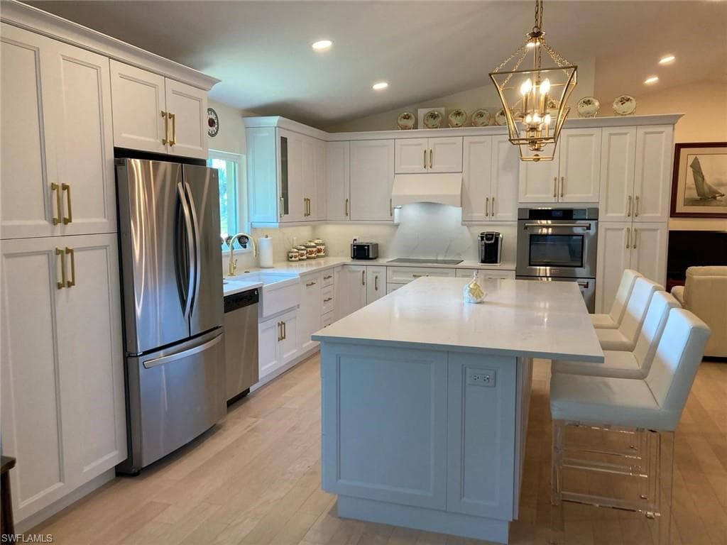 6144 Woodstone Dr, Naples, FL 34112-14