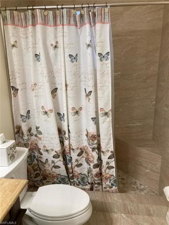 6144 Woodstone Dr, Naples, FL 34112-8