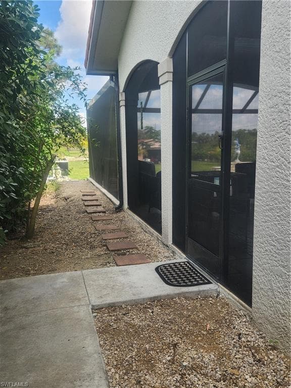 1385 47th Ave NE, Naples, FL 34120-31