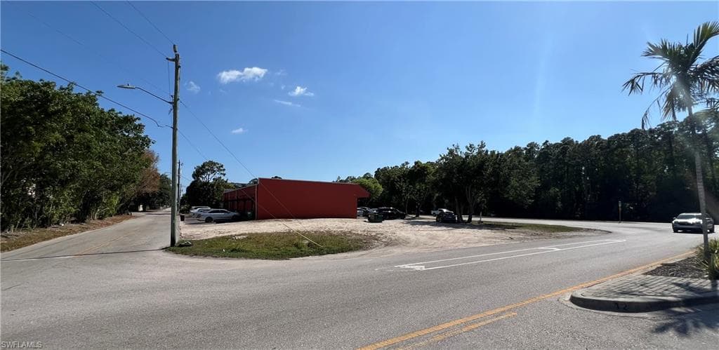 2000 Santa Barbara Blvd, Naples, FL 34116-5