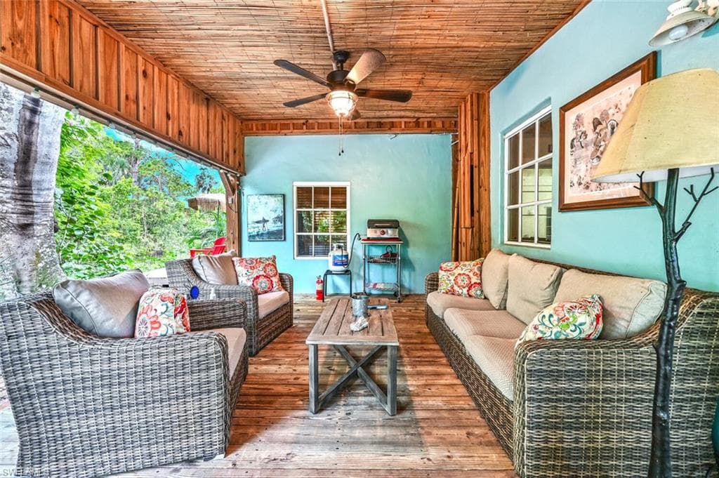 3113 Basin St, Naples, FL 34112-4