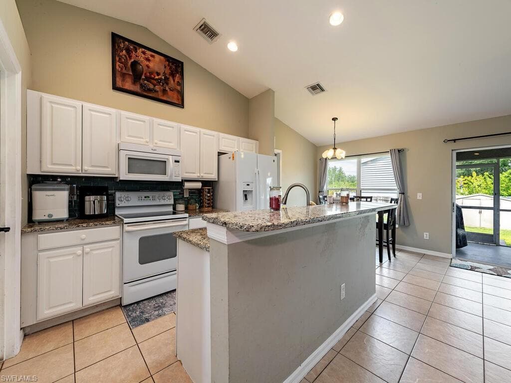 6010 Dora Ave N, Lehigh Acres, FL 33971-4