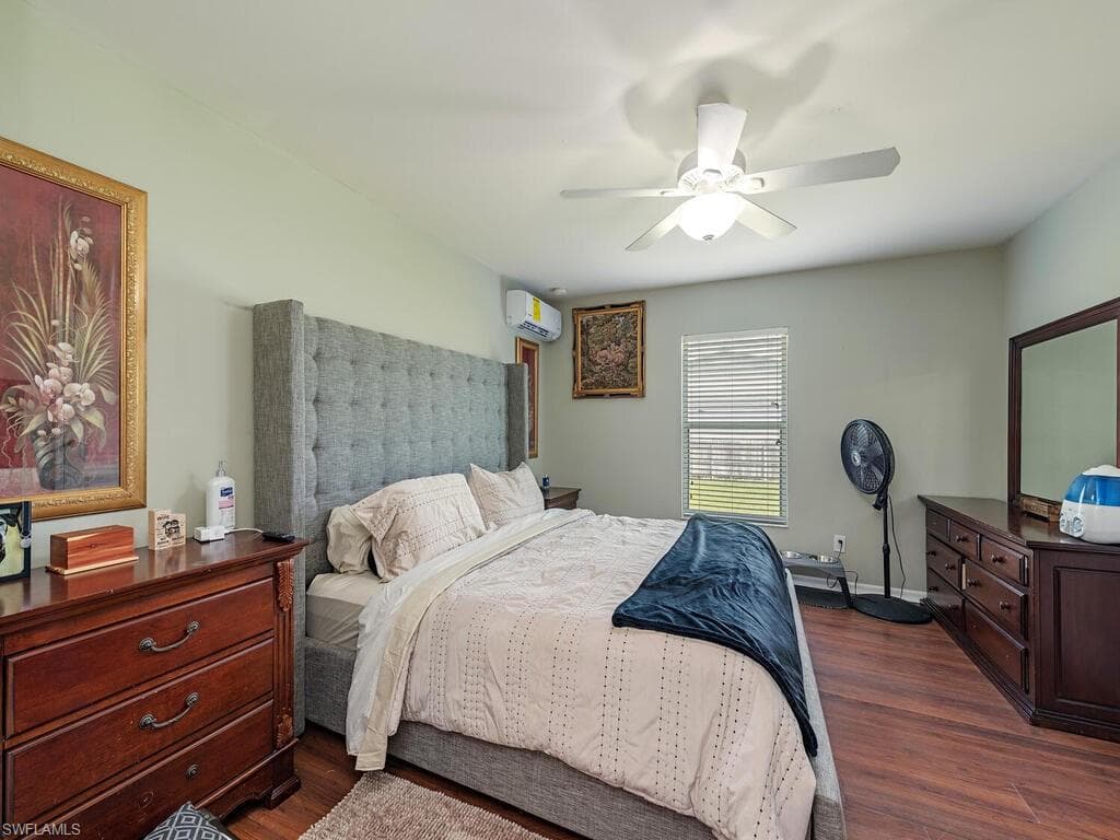 6010 Dora Ave N, Lehigh Acres, FL 33971-6
