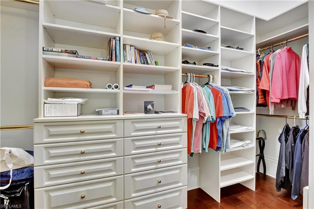 6489 Highcroft Dr, Naples, FL 34119-15