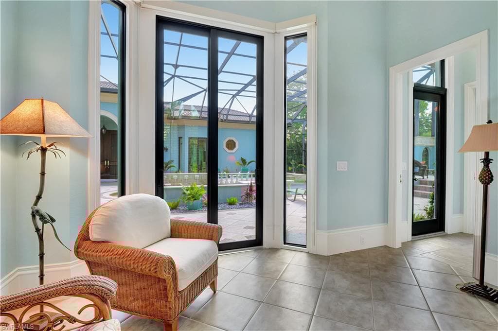 6489 Highcroft Dr, Naples, FL 34119-24
