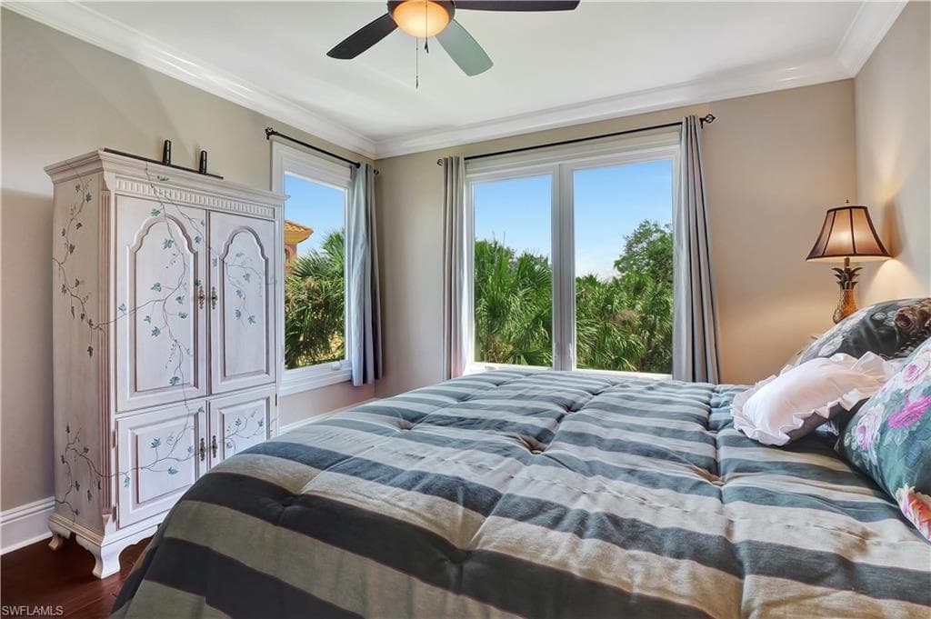 6489 Highcroft Dr, Naples, FL 34119-39