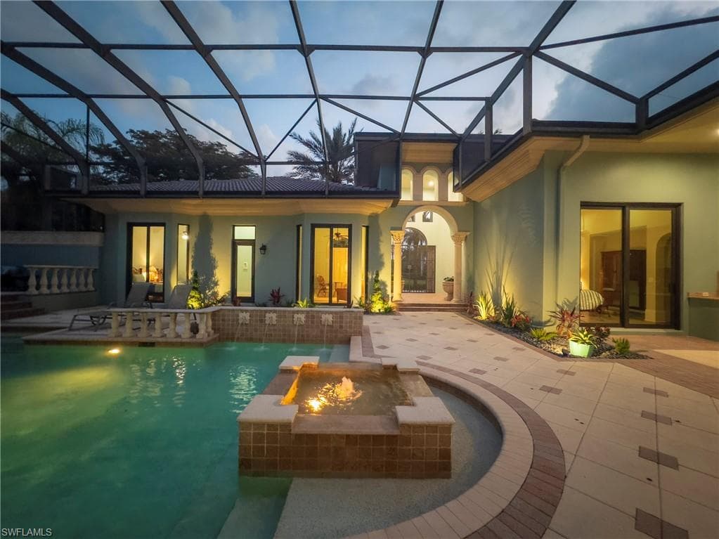 6489 Highcroft Dr, Naples, FL 34119-45