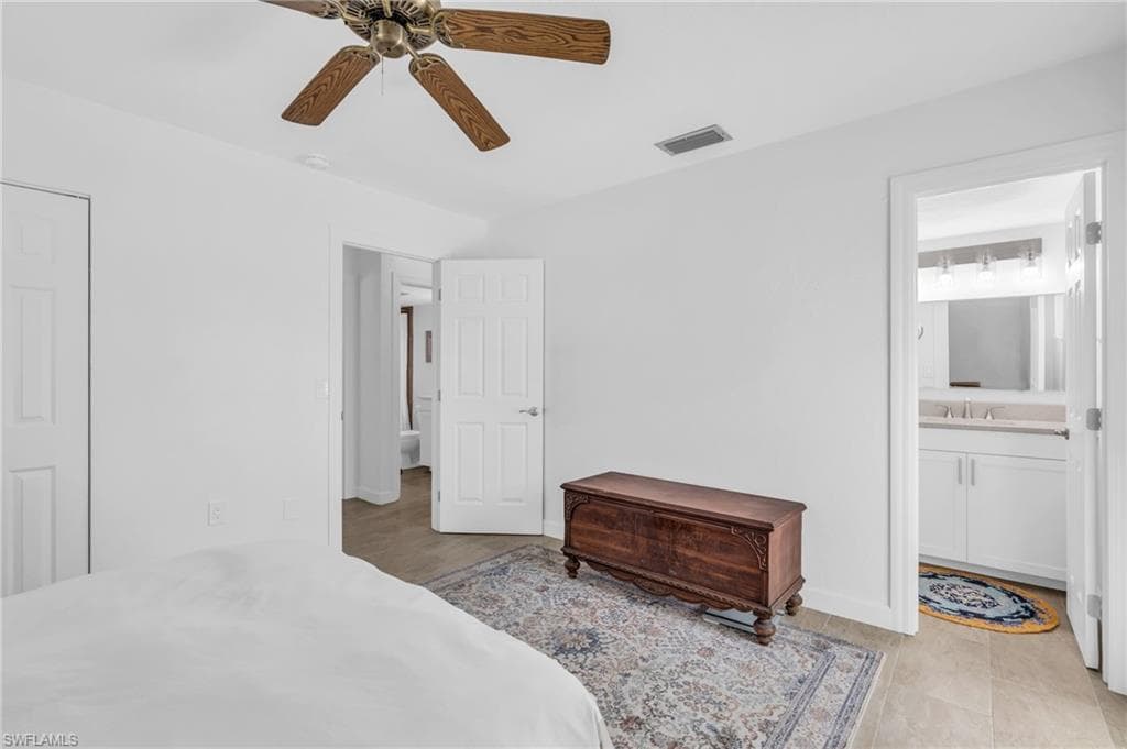 260 Georgetown Blvd 46, Naples, FL 34112-9