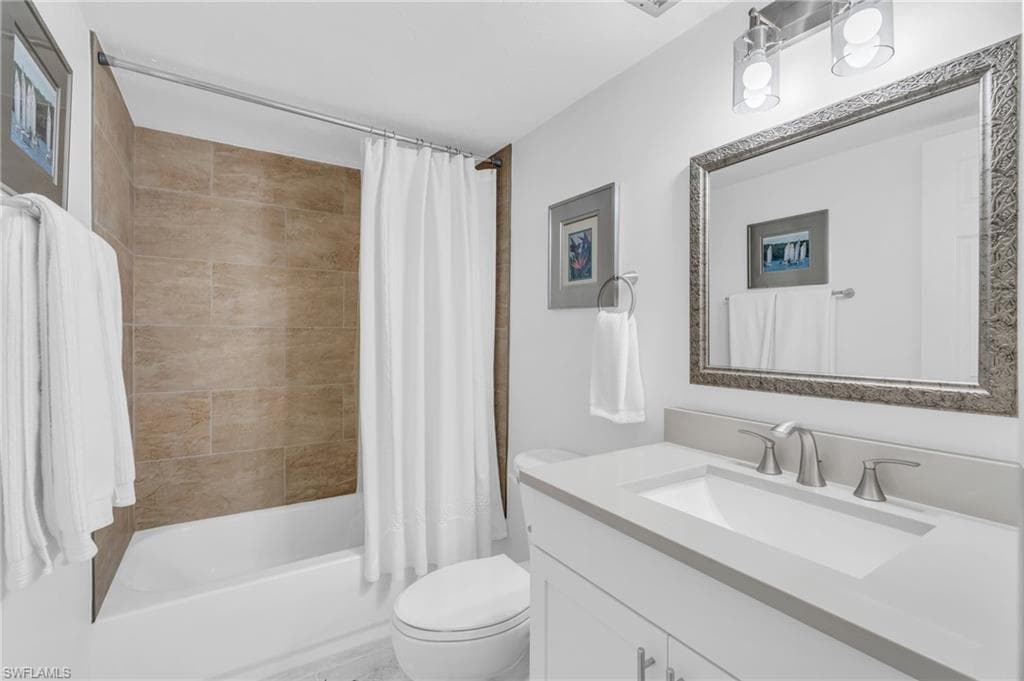 260 Georgetown Blvd 46, Naples, FL 34112-12