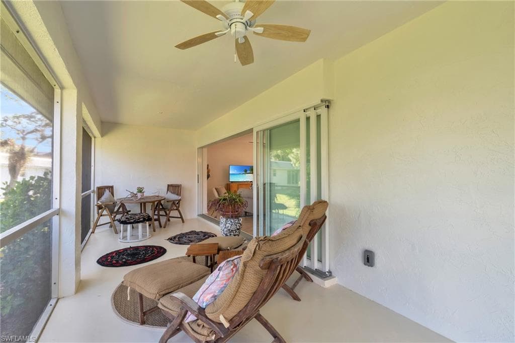 260 Georgetown Blvd 46, Naples, FL 34112-18